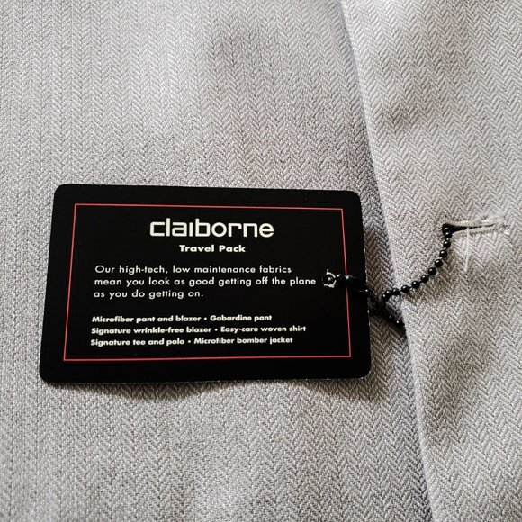 Claiborne Men's Easy Care Beige Herringbone pattern Blazer RN52003Size 36R - Picture 10 of 13